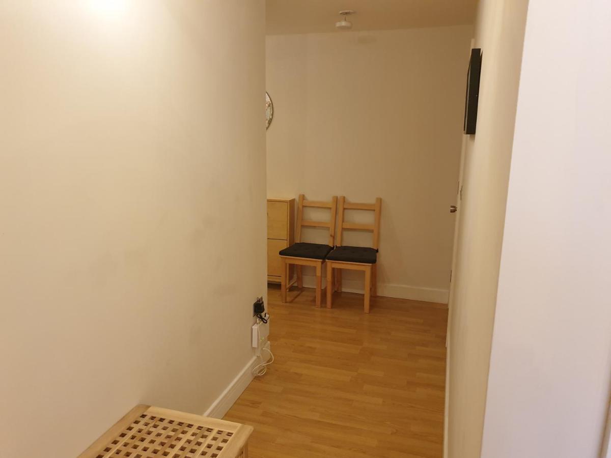 Birmingham Emerald, 2 Bedroom Apartment Екстер'єр фото